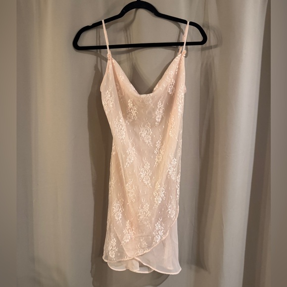 Source Unknown Other - Women’s Petite No Brand Lace Slip Nightgown